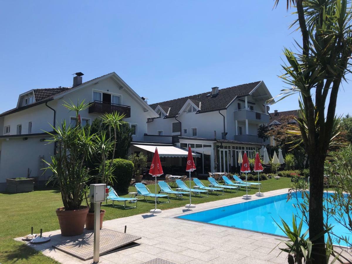 Superior-Apartment Mit Pool Und Seezugang Velden am Wörthersee Exterior foto